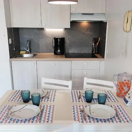 Appartement 2 Pieces Dans Bord De Aux Sables D'olonne Les Sables-dʼOlonne