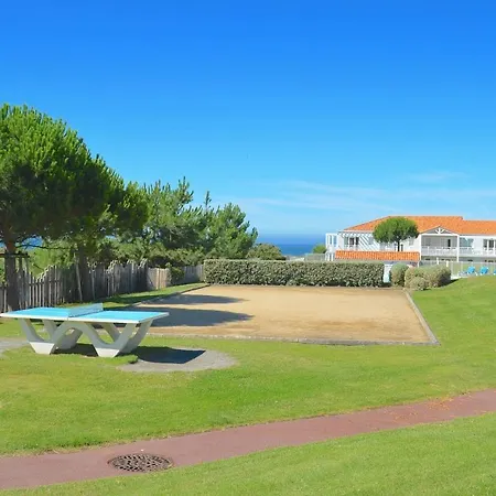 2 Pieces Dans Bord De Aux Sables D'olonne アパート